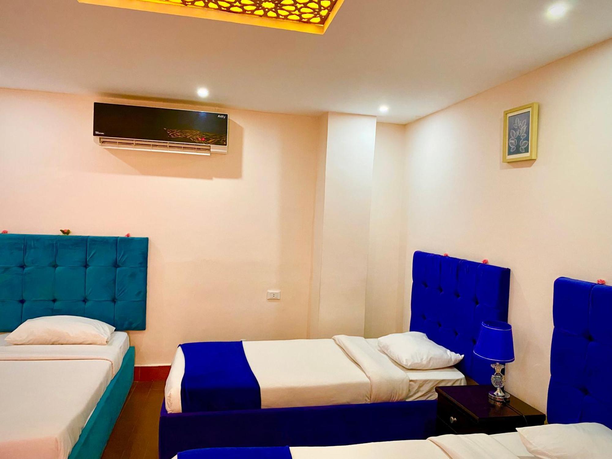 Golden Pyramids Inn Kafret el-Gabal Екстериор снимка