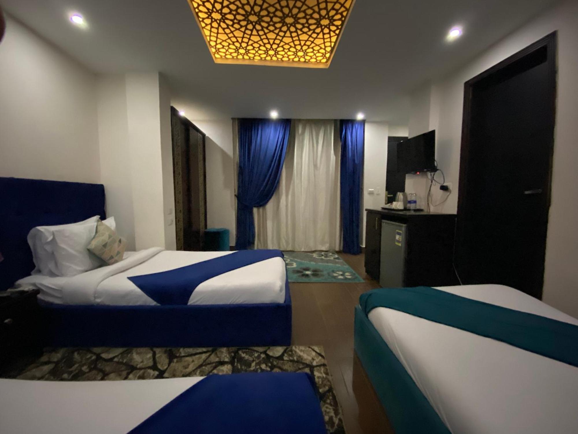 Golden Pyramids Inn Kafret el-Gabal Екстериор снимка