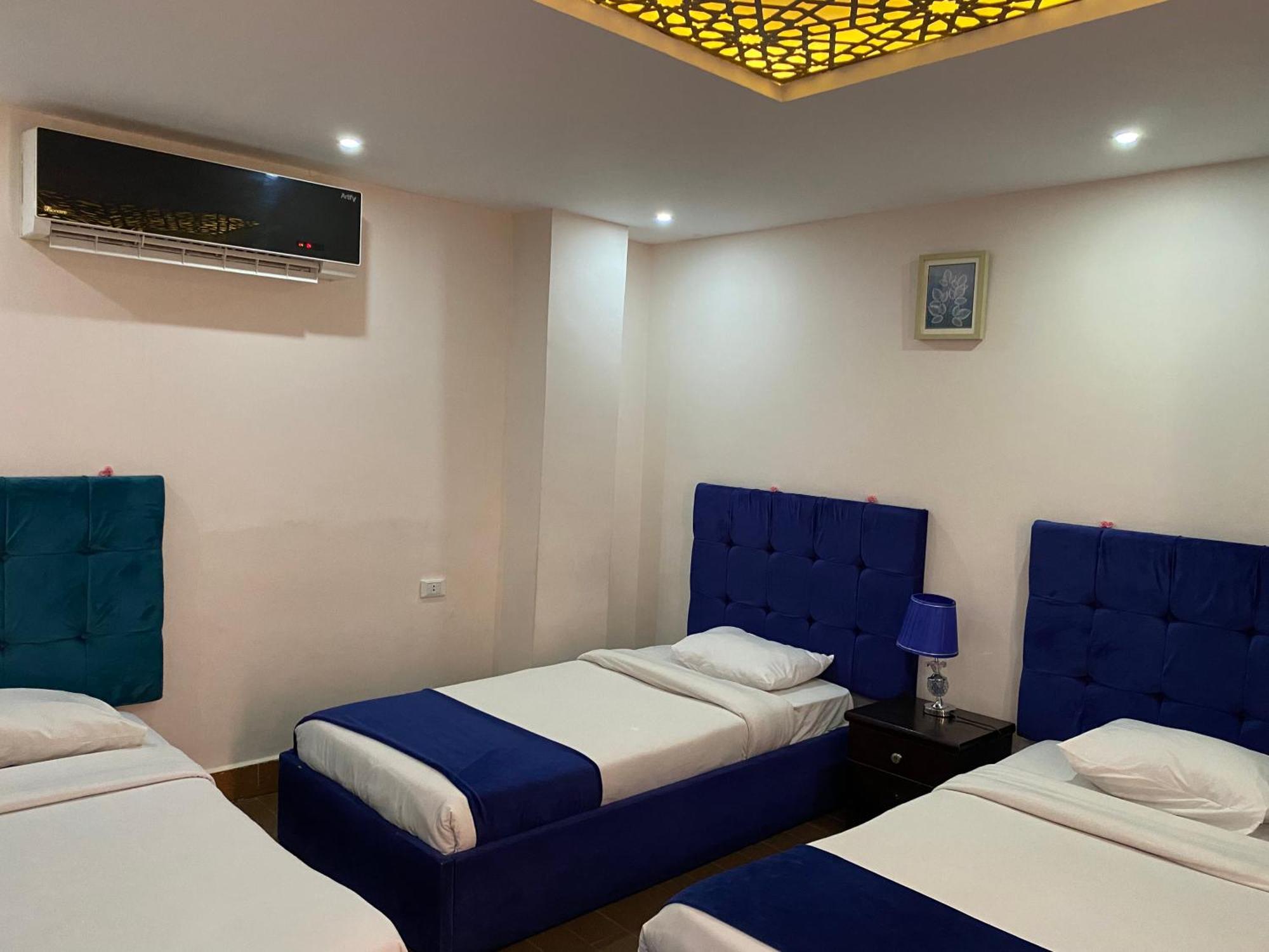Golden Pyramids Inn Kafret el-Gabal Екстериор снимка