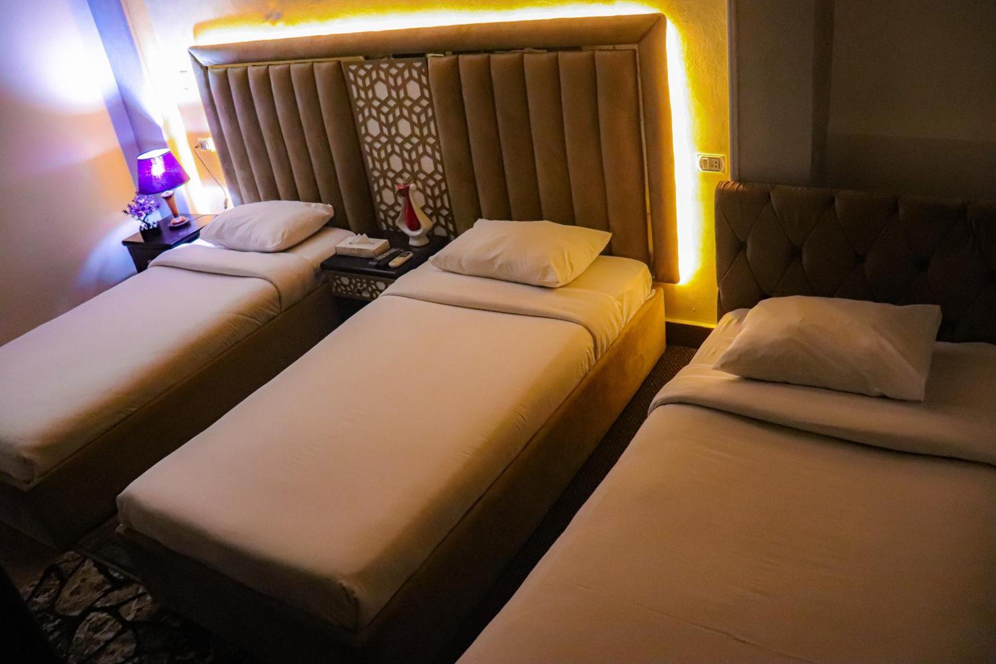 Golden Pyramids Inn Kafret el-Gabal Екстериор снимка
